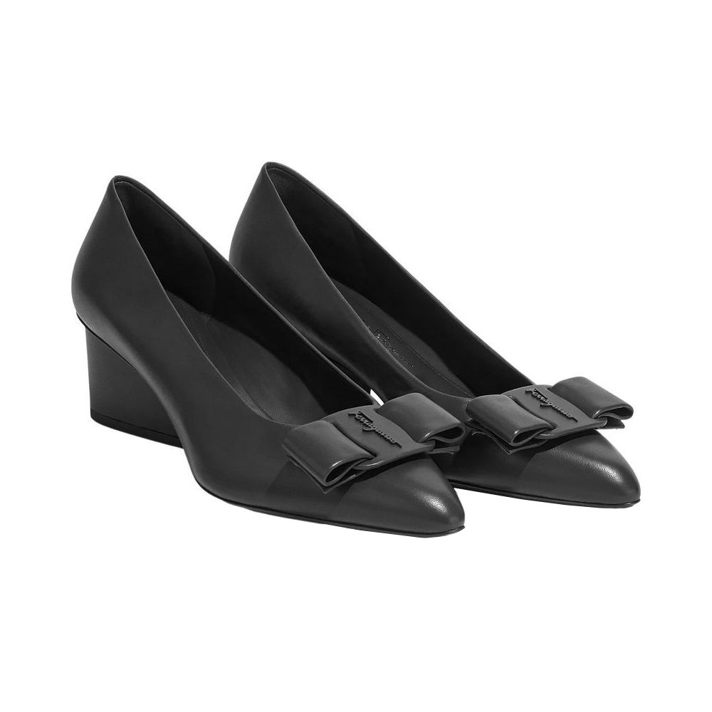 Viva Pump Shoe Salvatore Ferragamo Hong 